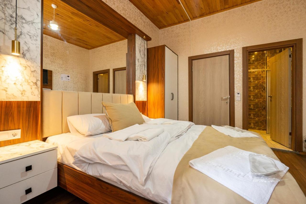 Otel Candy