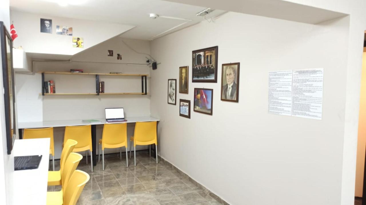 Hostel Ida *