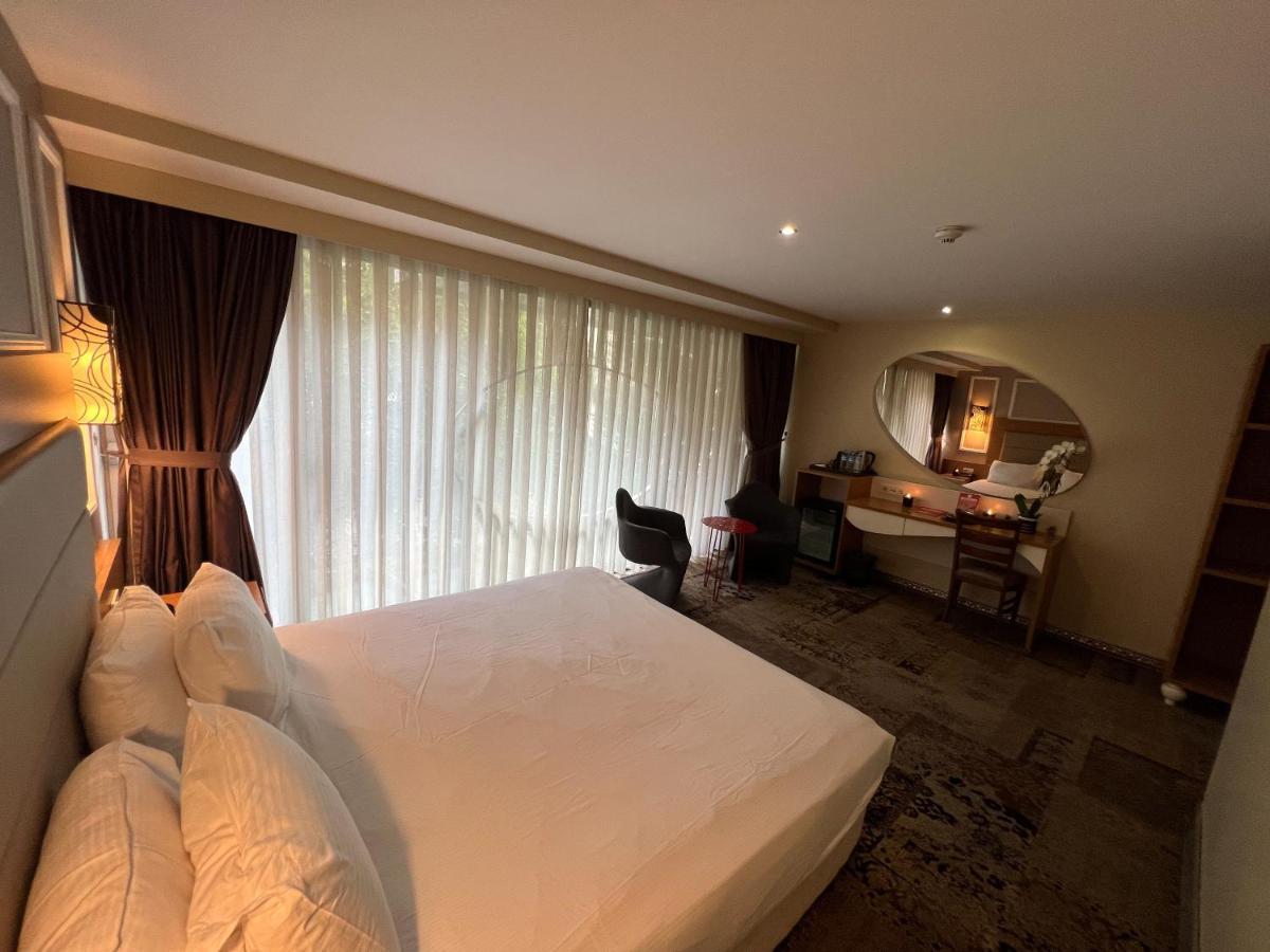 Otel Seasons