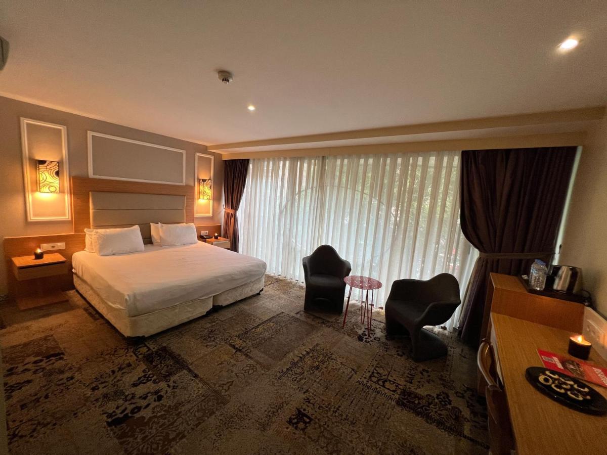 Seasons 4* İstanbul