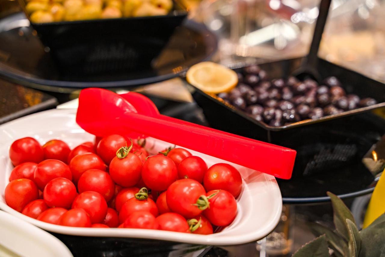 Western Premier Hidden Hills 5* Istambul