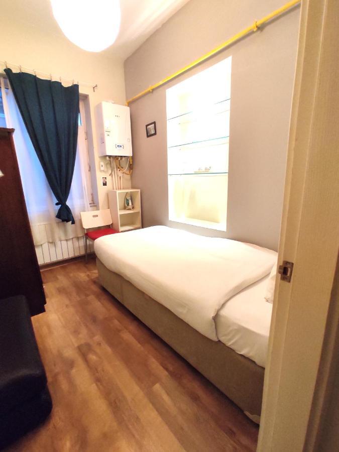 Arya Taksim Istanbul