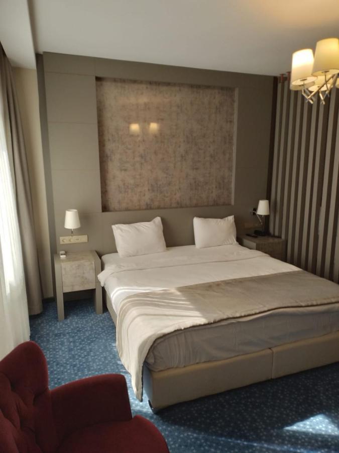 Hotel Acar *