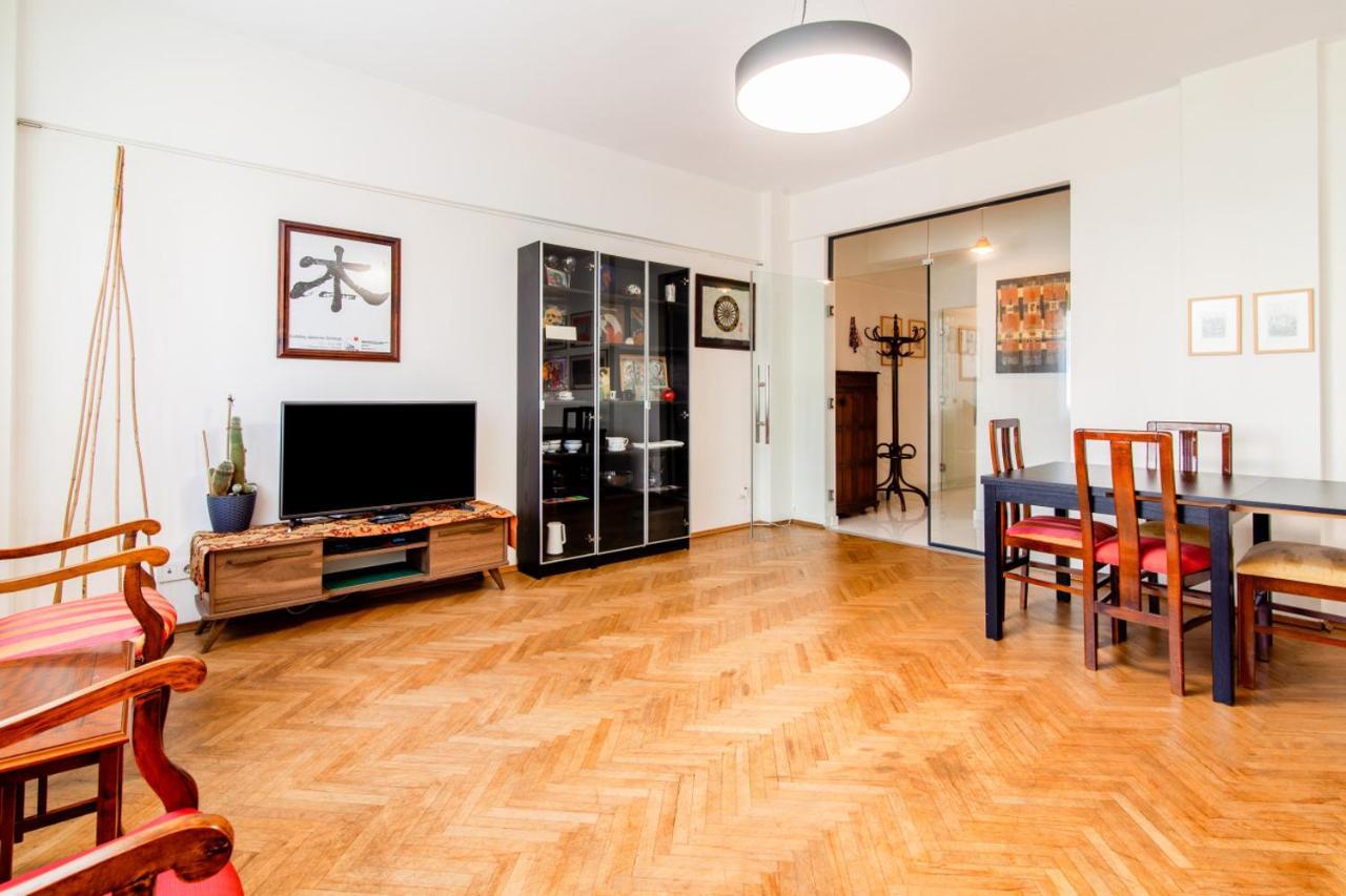 Cozy Flat In Beyoglu Near Public Transportation *