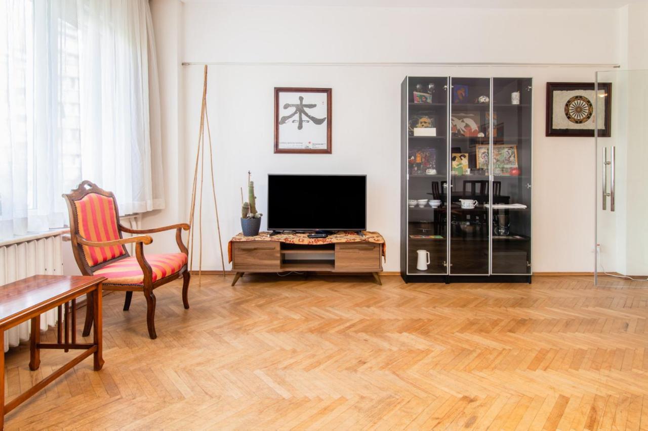 Cozy Flat In Beyoglu Near Public Transportation