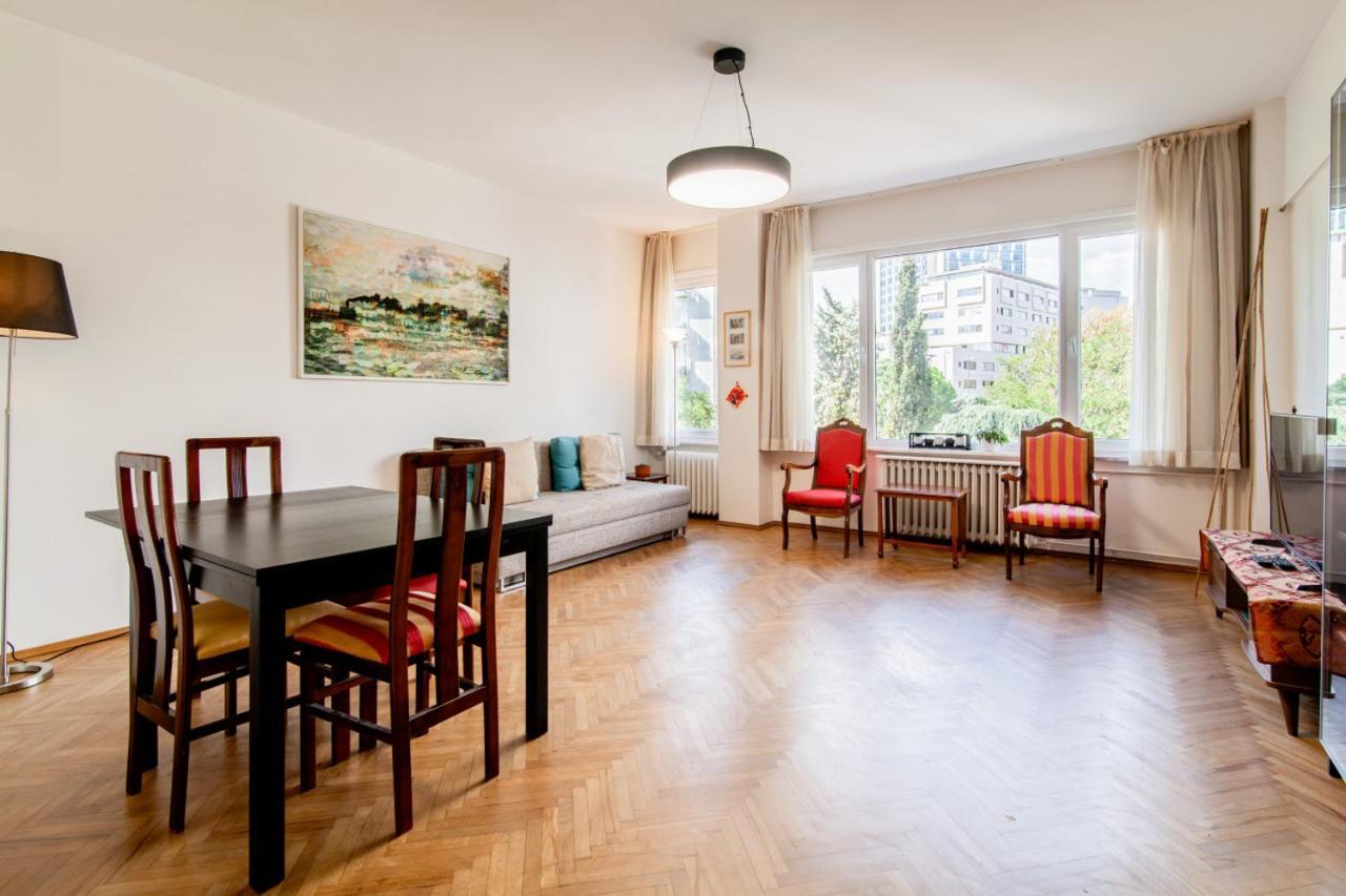 Cozy Flat In Beyoglu Near Public Transportation *