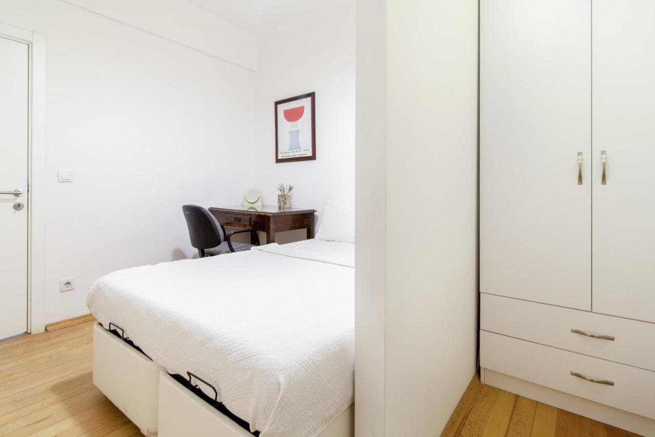 Apartment Cozy Flat In Beyoglu Near Public Transportation Istanbul