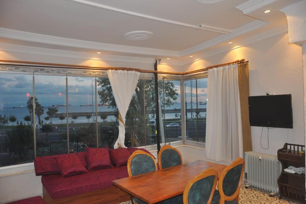 Apartment 2br Cozy With Amazing Sea View! *