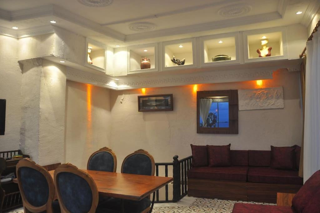2br Cozy With Amazing Sea View! Istanbul