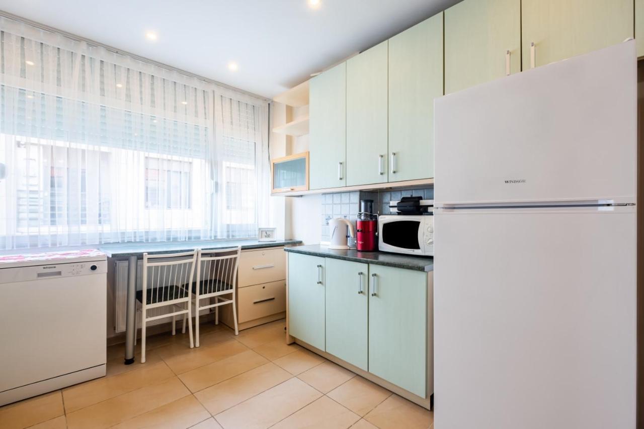 Cozy Flat Near Bagdat Street In Suadiye Istambul