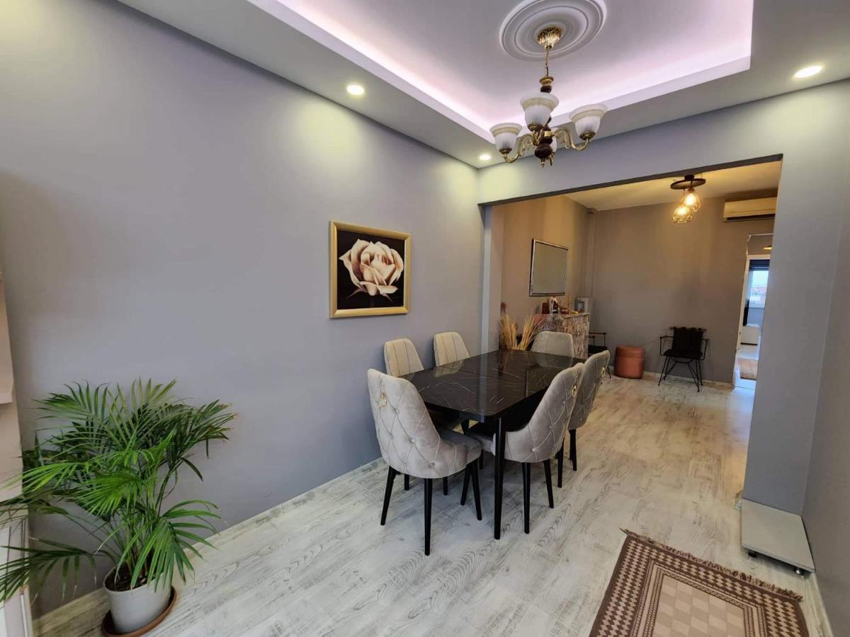 Apartment Luxurious 3-bedroom Apartment, Sisli