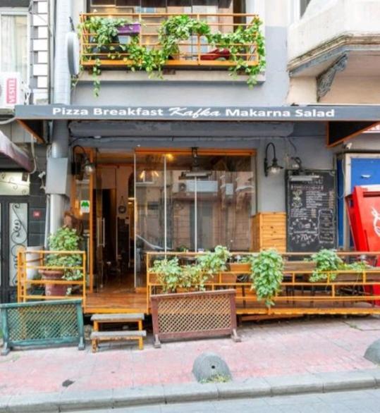 Perfect Location 3 Bedroom 1 Lr Cozy * Istanbul