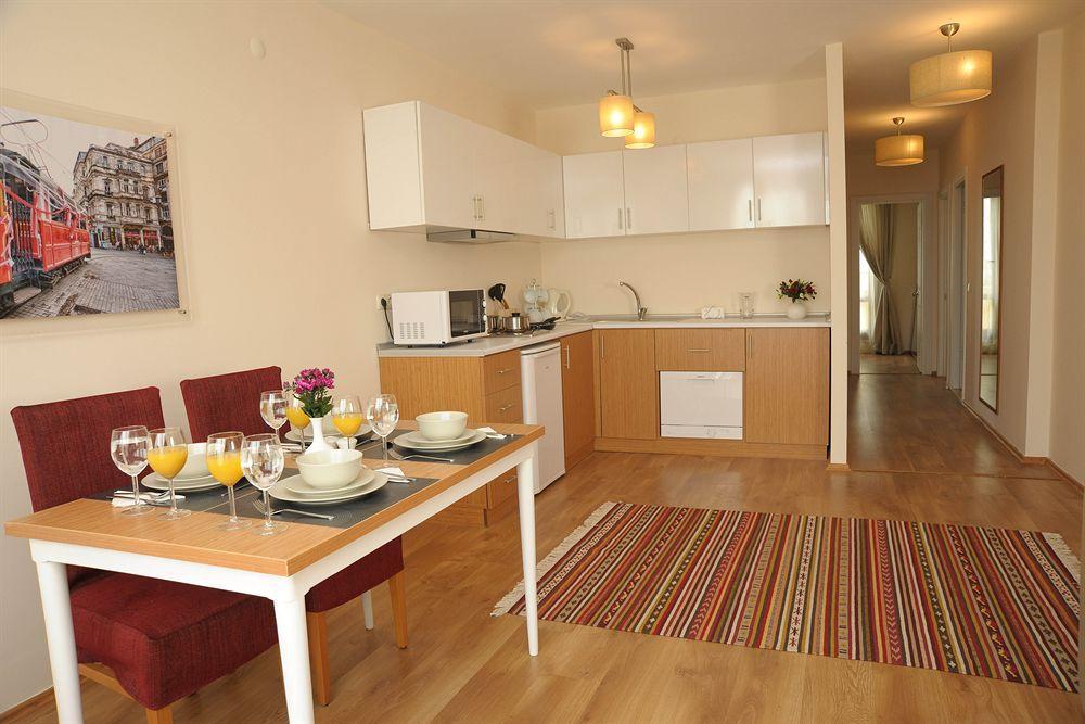 Three Apples Taksim Apartment