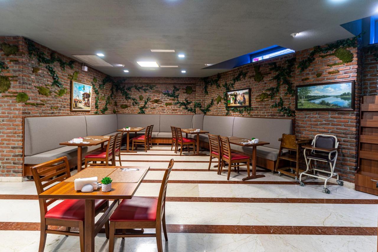 Aprilis - Special Category Istambul