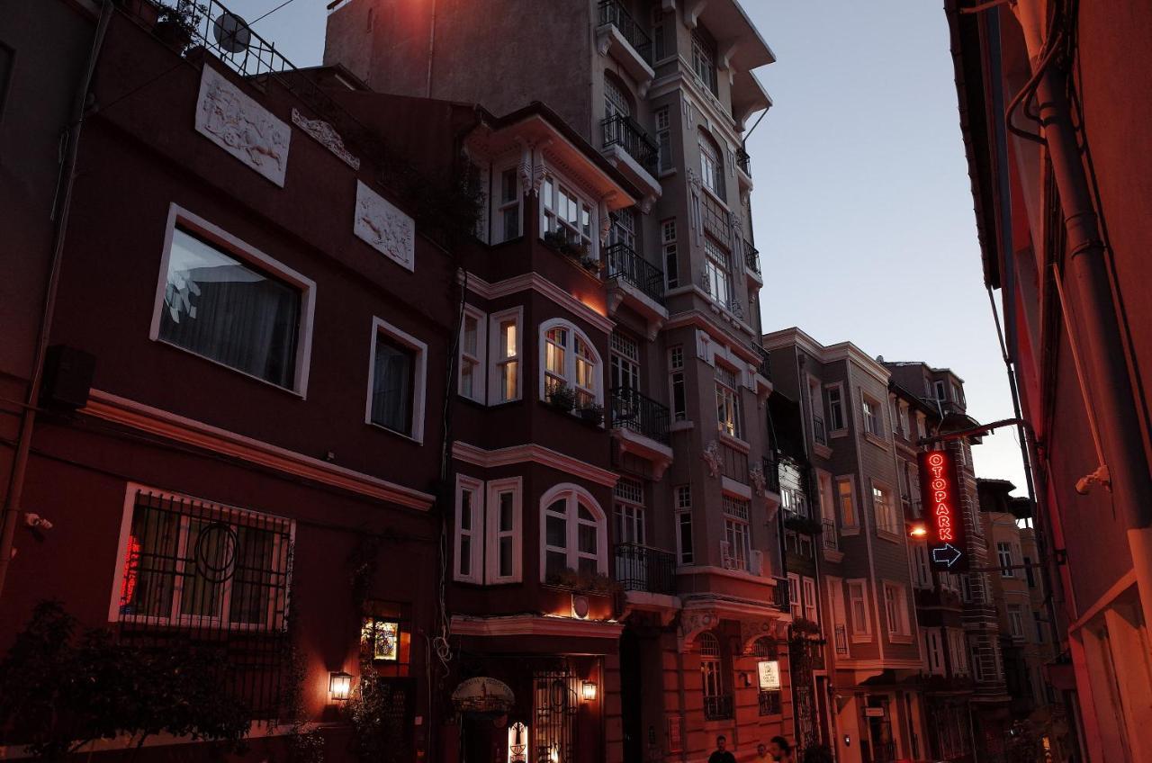 Faik Pasha Special Category Beyoglu Hotel