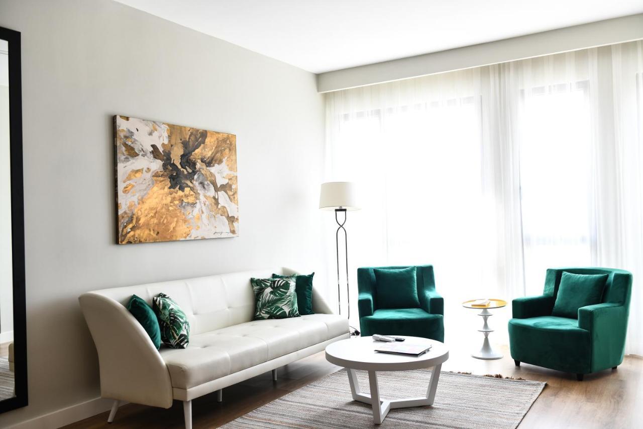 Apartment G Tower Furnished *