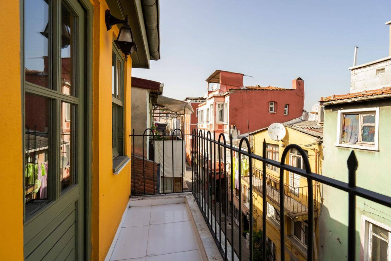 Near Golden Horn Apartment