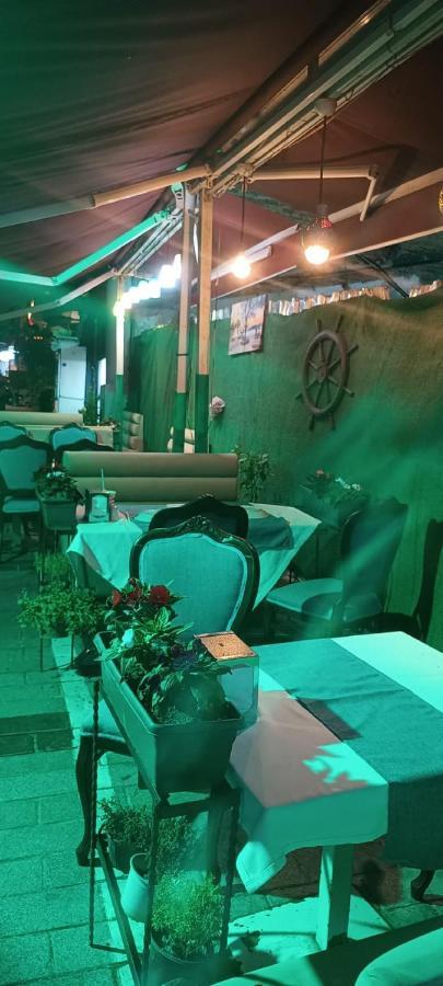 Hostel Armıs