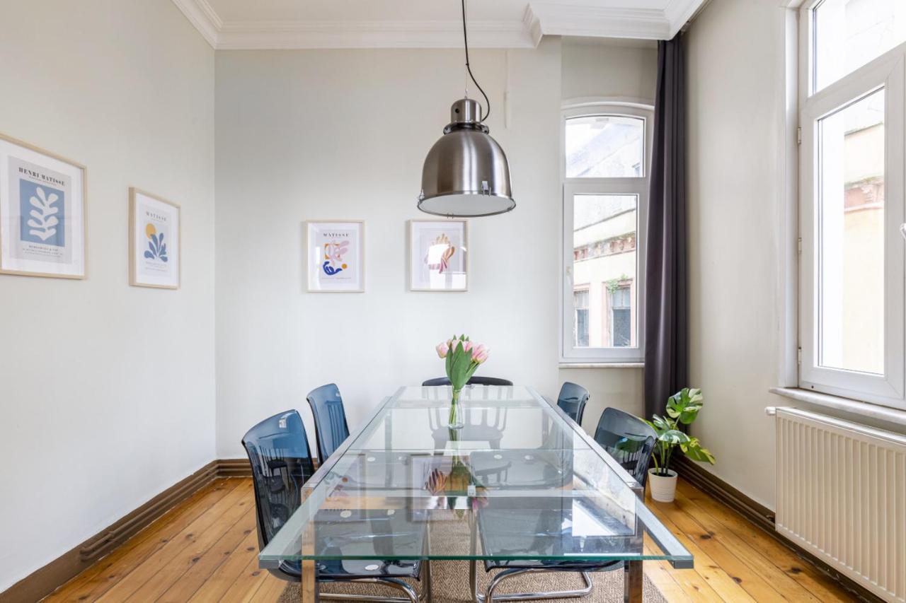 Historical Building 2 Min To Galata Tower Apartment Istanbul