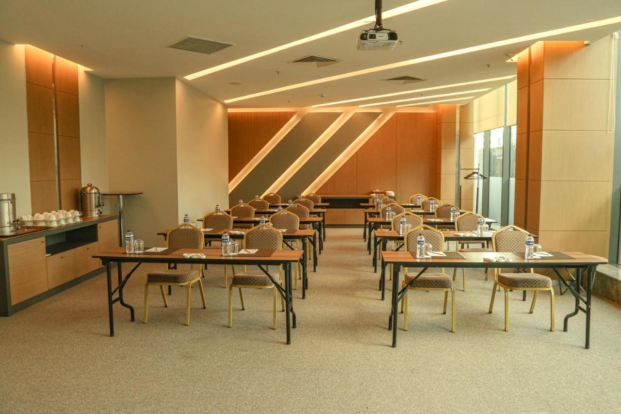 La Quinta By Wyndham Gunesli 5* İstanbul
