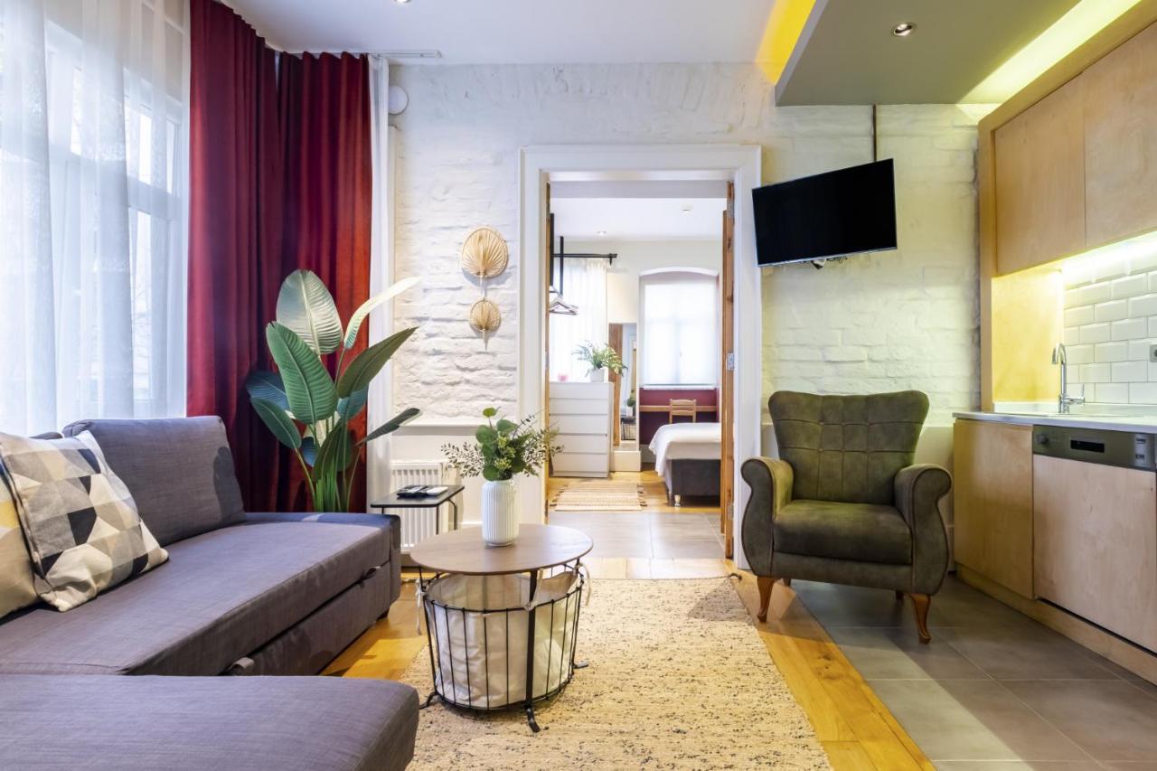 Dreamy And Flat In Beyoglu