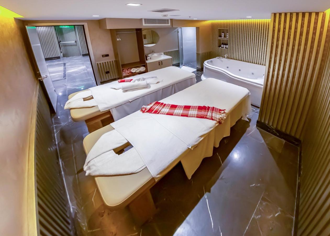 Hotel Costera *