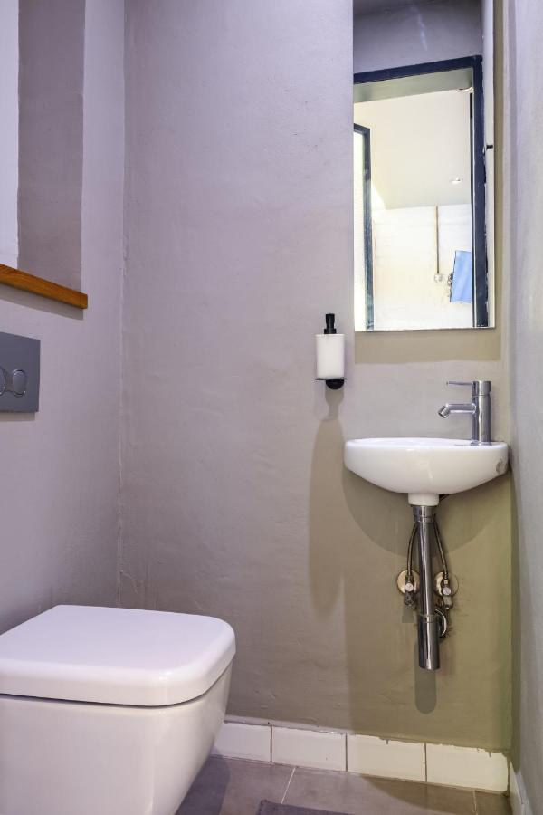 Dreamy And Flat In Beyoglu Apartment Istanbul