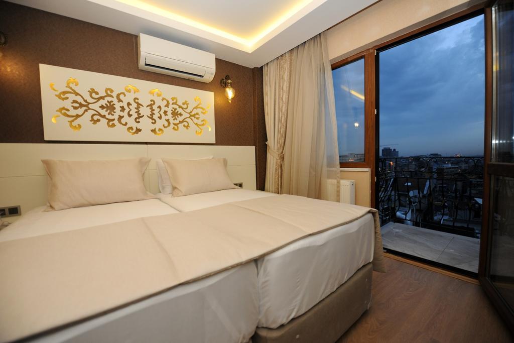 Taxim Hotel 3*