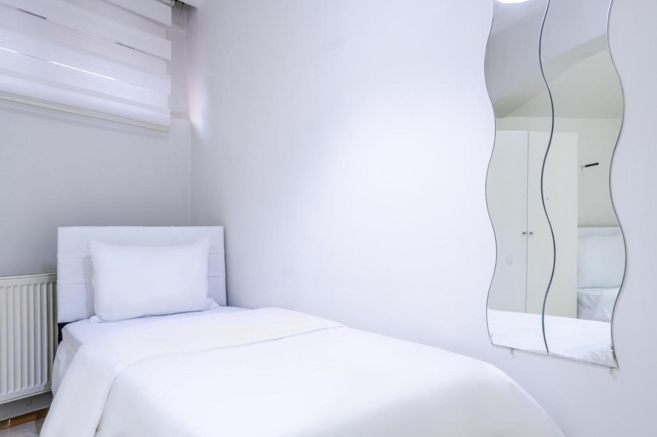 Central Apartment *