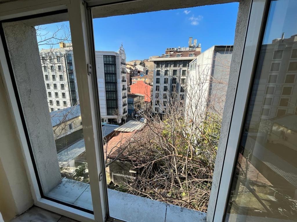Taksim House