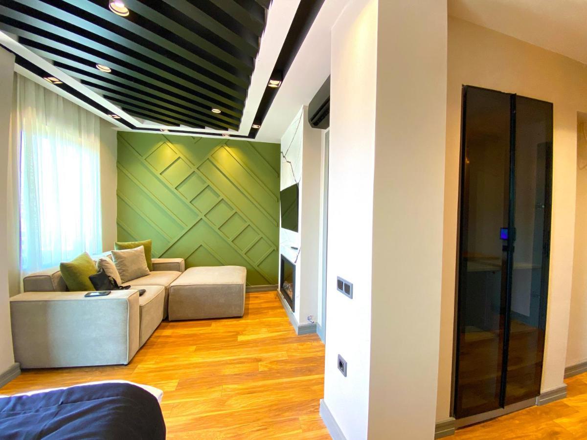Roe - Taksim Hotel