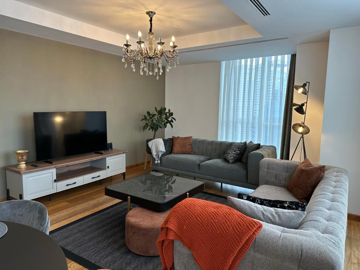 Luxury Modern 3 Bedroom & 2 Bath In Mashattan Residence, Maslak Sariyer Apartment