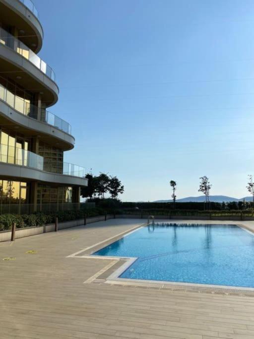 Wonderfully Located Seaside 3 Minutes To Metro *