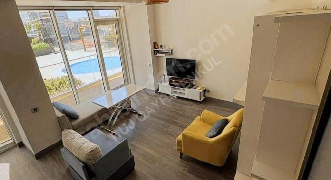 Wonderfully Located Seaside 3 Minutes To Metro Apartment