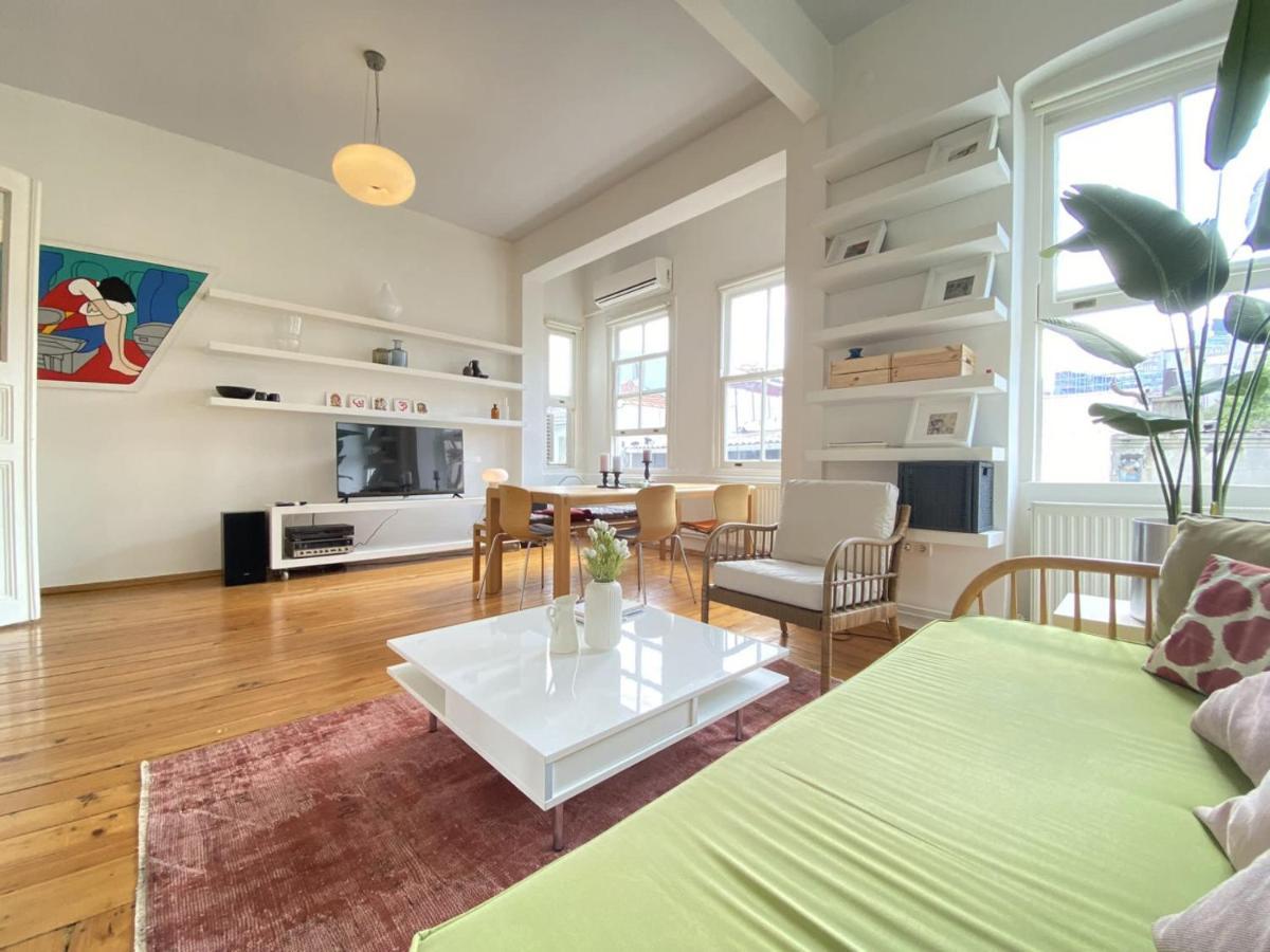 Distinguished Flat Near Istiklal