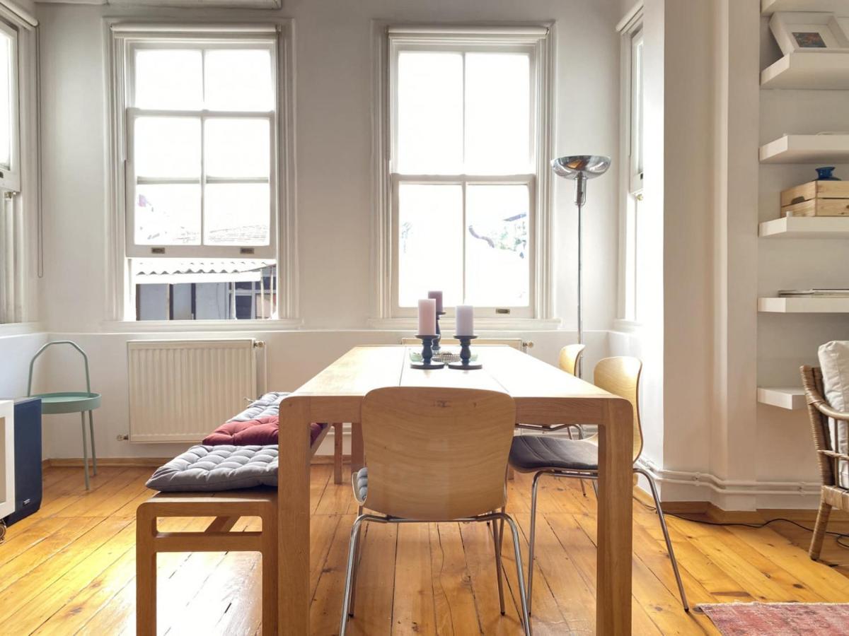 Apartment Distinguished Flat Near Istiklal