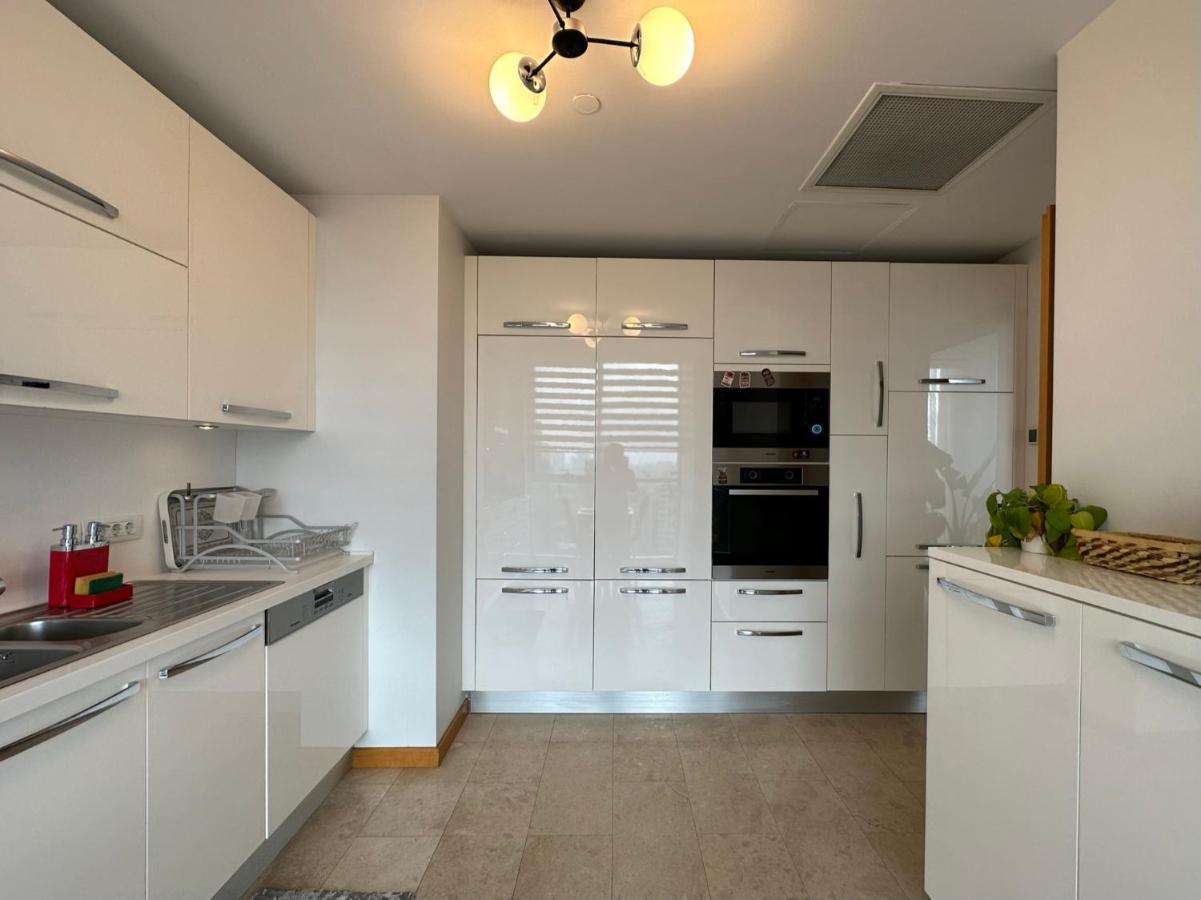 Luxury Modern 3 Bedroom & 2 Bath In Mashattan Residence, Maslak Sariyer Apartment