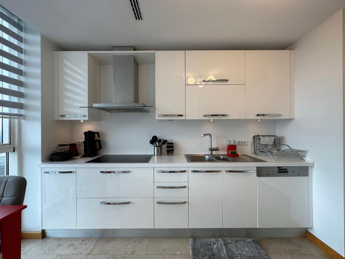 Luxury Modern 3 Bedroom & 2 Bath In Mashattan Residence, Maslak Sariyer