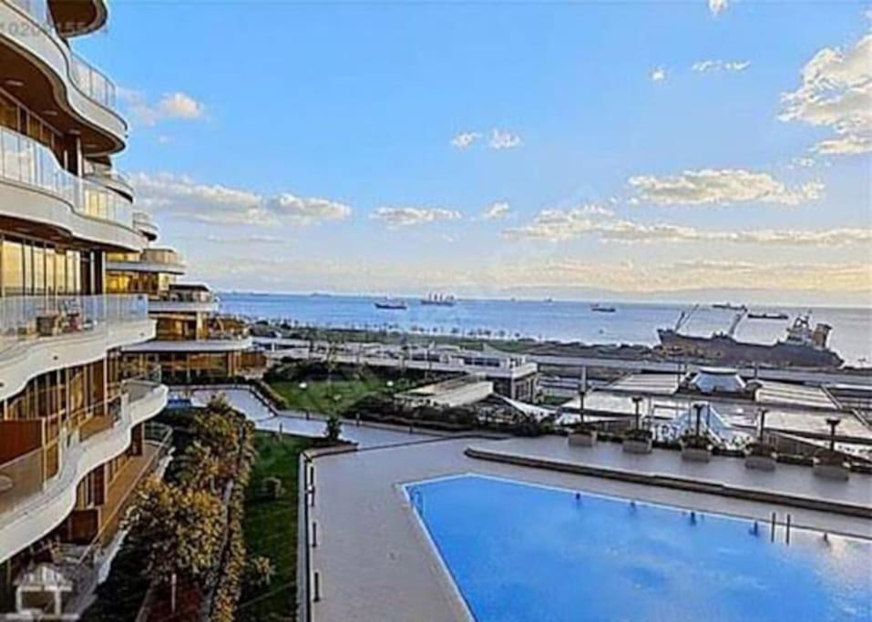 Wonderfully Located Seaside 3 Minutes To Metro *