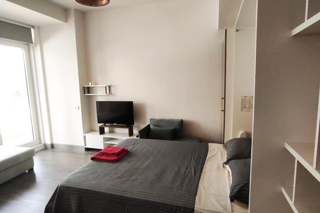 Apartment Wonderfully Located Seaside 3 Minutes To Metro Istanbul