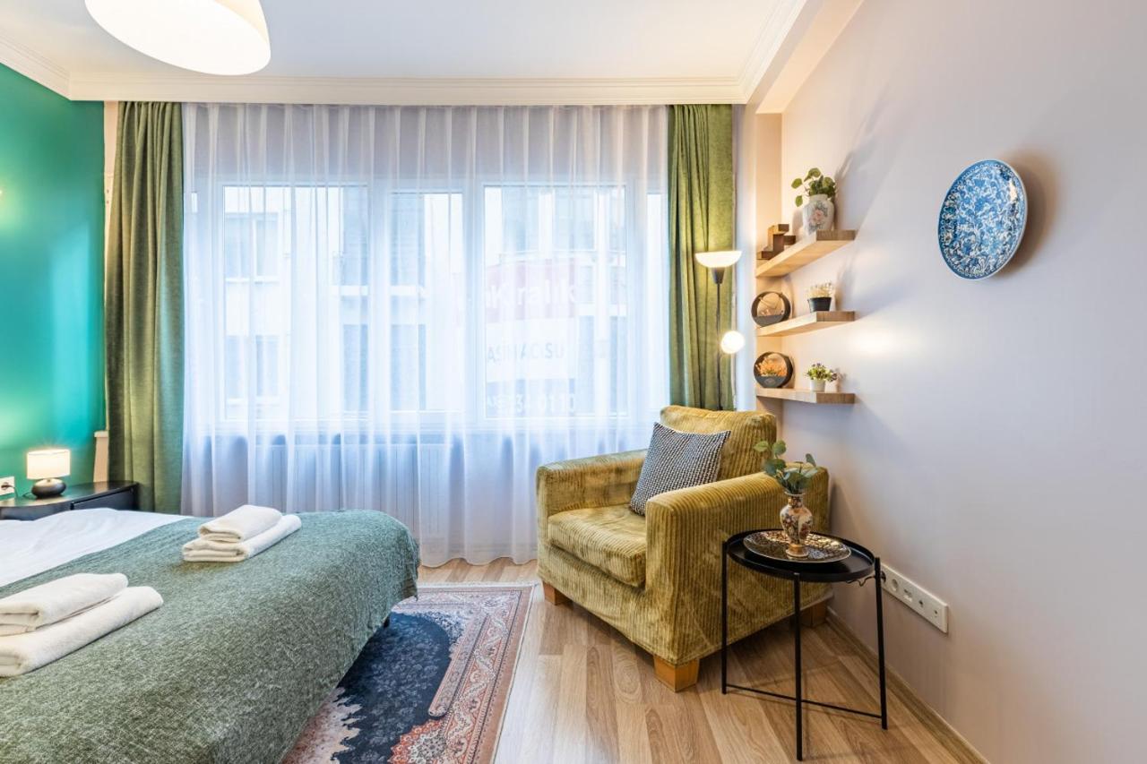 Sleek And Central Flat In Nisantasi Istanbul