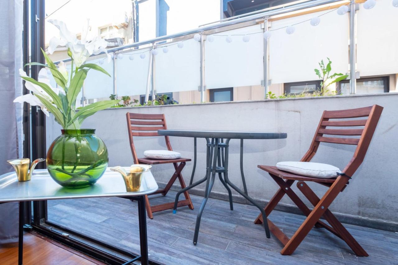Flat With Terrace Near Istiklal Street Apartment *
