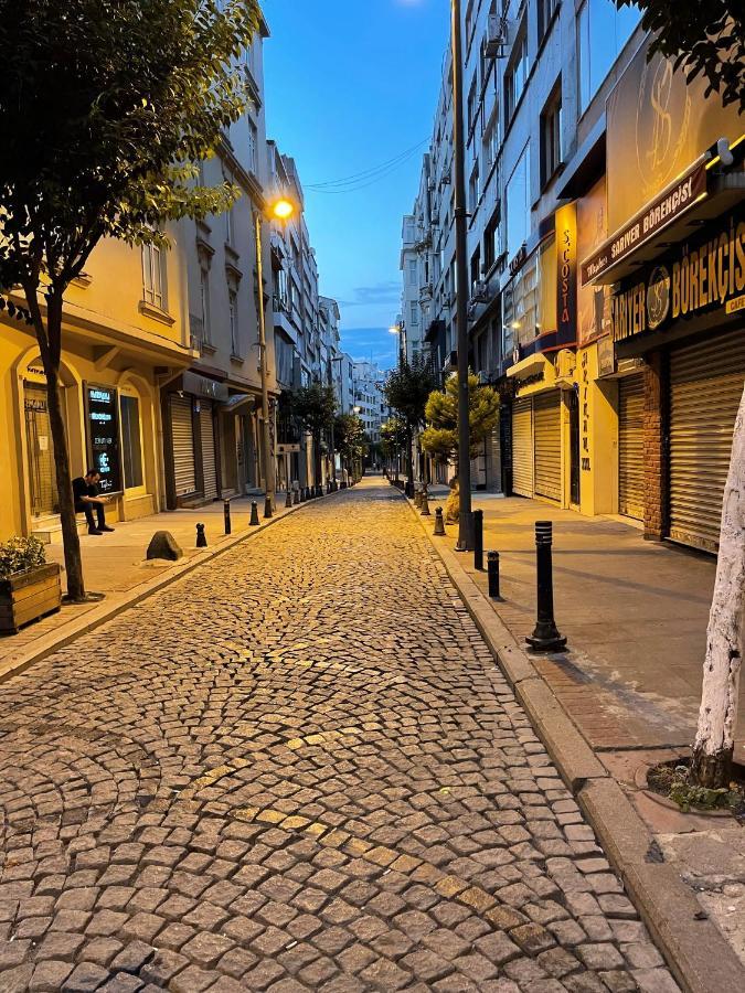 Fully Renovated Modern Apartment Istanbul