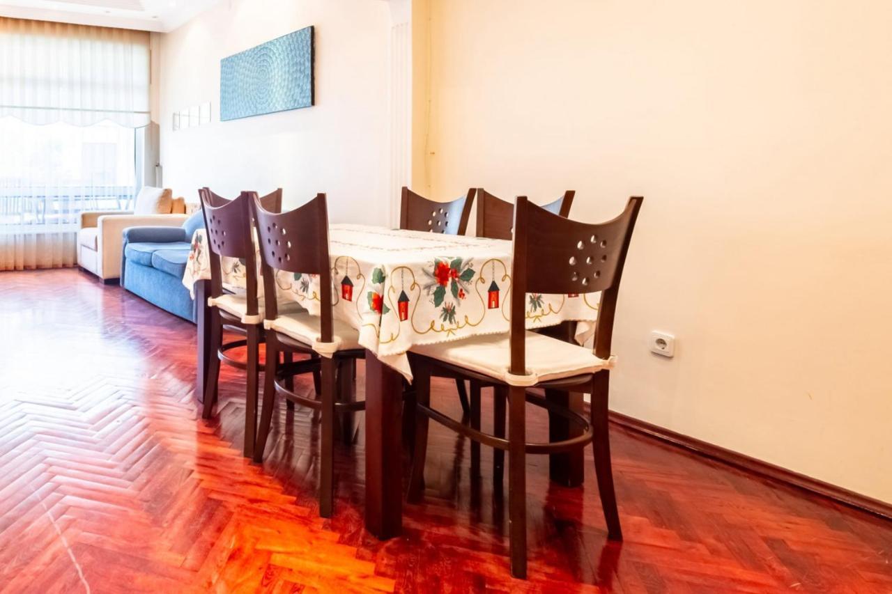 Bright And Flat In Kadikoy With Balcony Apartamento Istambul