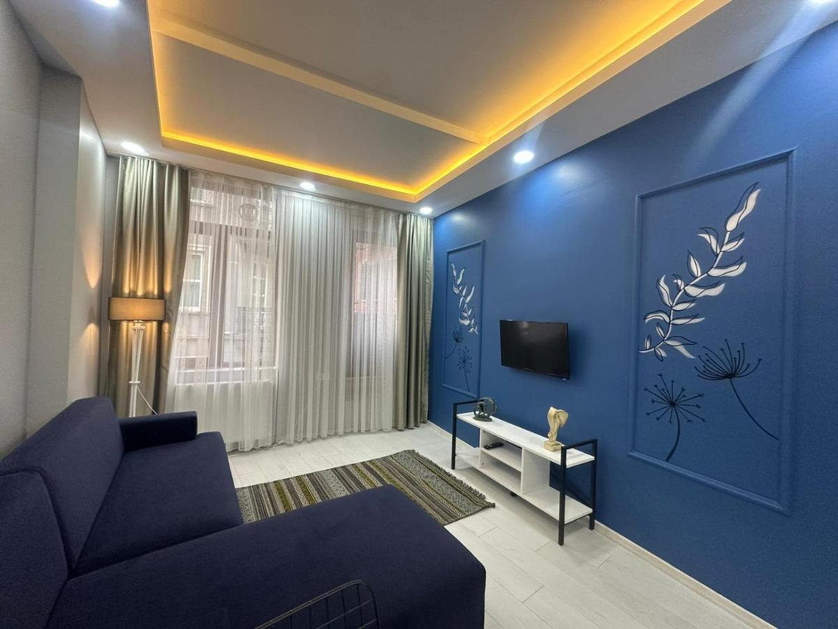 Daire Homes Of No.23 *