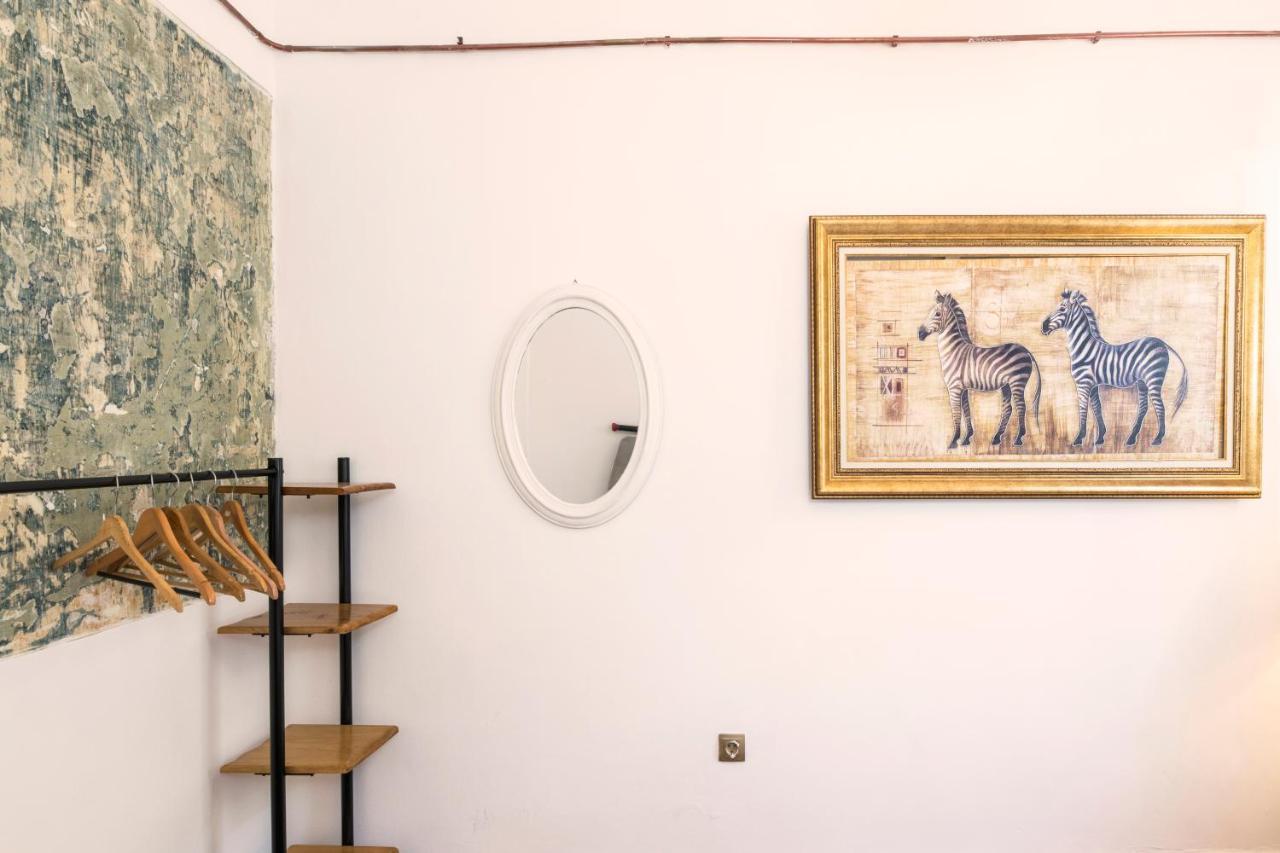Apartment By Galata- Historical And Modern
