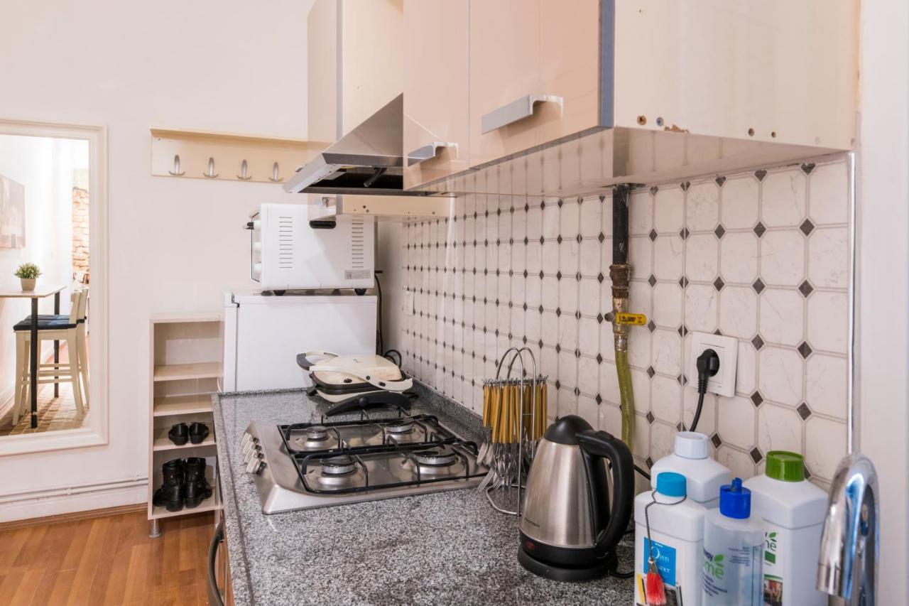 Apartment By Galata- Historical And Modern *