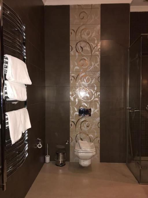 Aslan Apartment