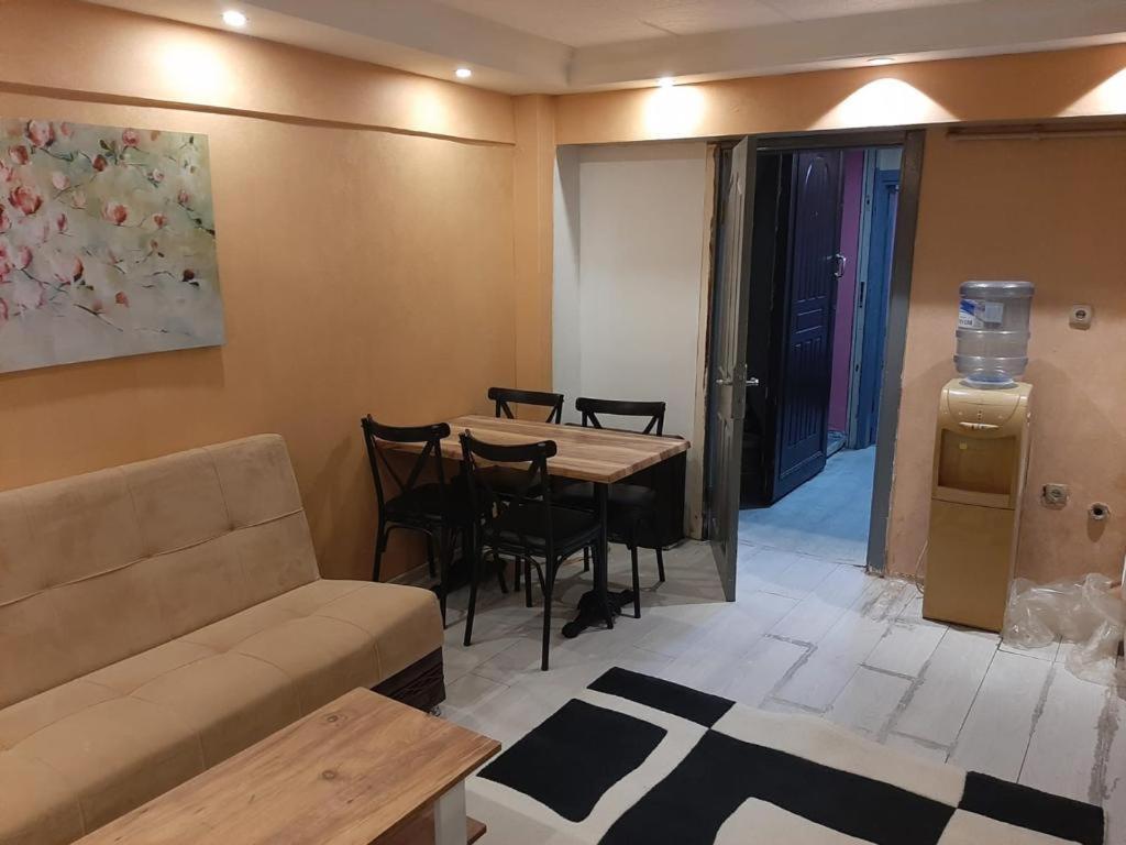 Mert Apartman * Istanbul