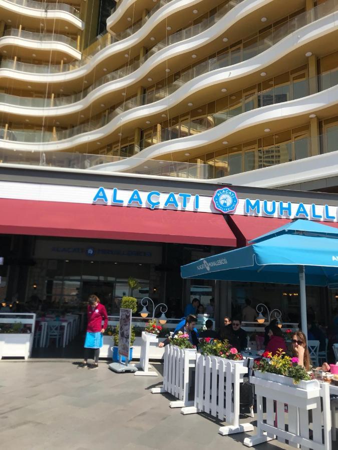 Wonderfully Located Seaside 3 Minutes To Metro Istanbul